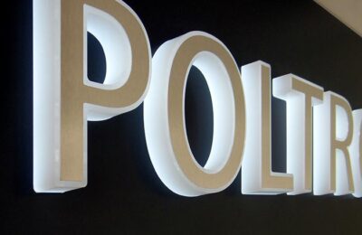 poly-expo-enseigne-lumineuse-caisson-aluminium-ajoure-essonne-poltrona-frau